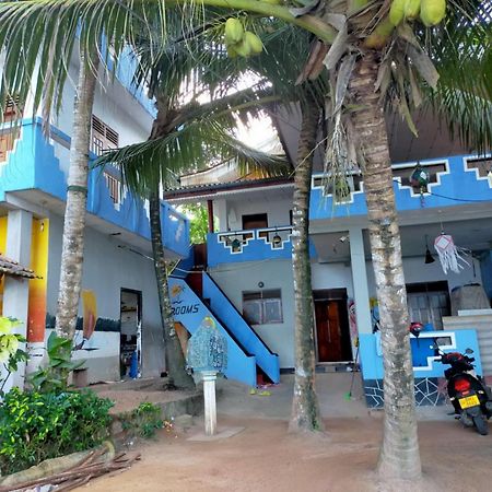 Chandi Gaya Beach Guesthouse 탕갈레 외부 사진