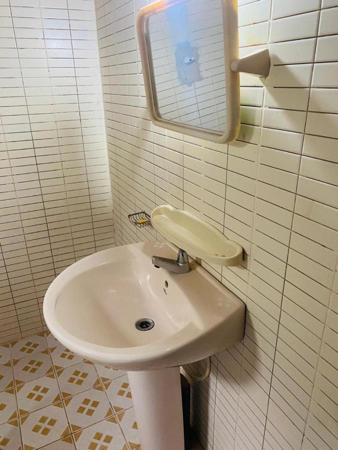 Chandi Gaya Beach Guesthouse 탕갈레 외부 사진