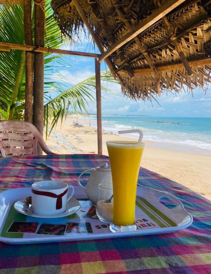 Chandi Gaya Beach Guesthouse 탕갈레 외부 사진