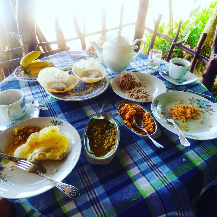 Chandi Gaya Beach Guesthouse 탕갈레 외부 사진